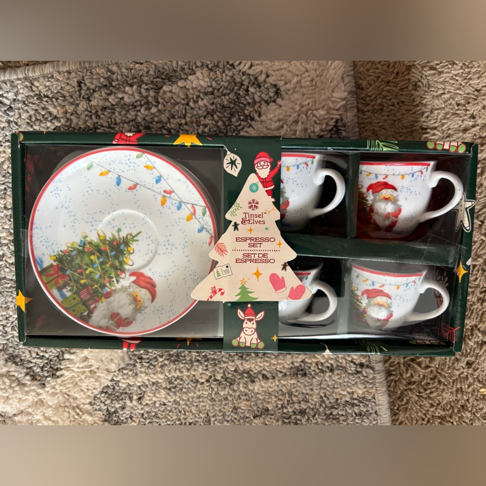 Tinsel Festive Espresso Set with Red and Green Accents